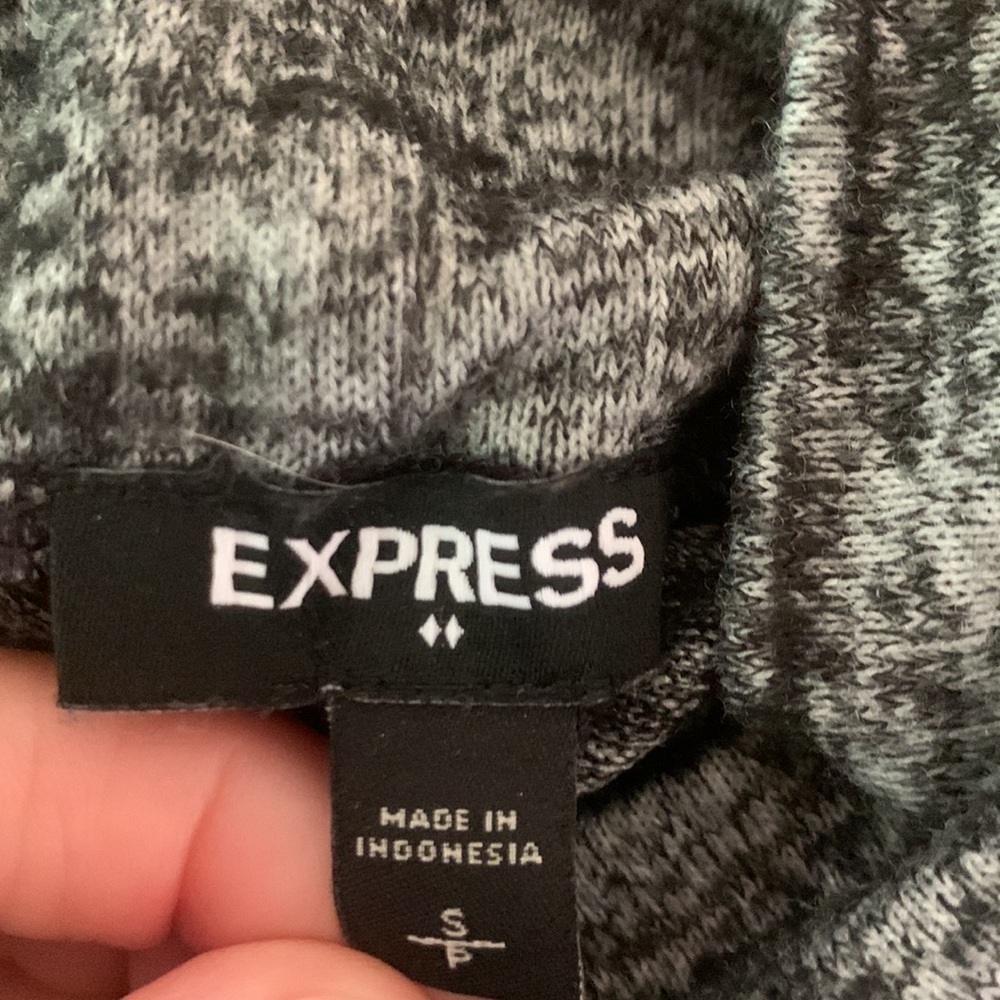 Express thin turtle neck - Picture 4 of 7